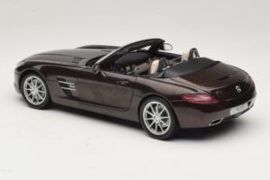 Mercedes SLS AMG Sepang Brown Minichamps 1:18 B66960080 メタル - 画像 8/9