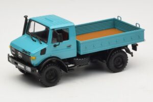 Mercedes Unimog 1300 L プラットフォームトラック ブルー Minichamps 1:43 439033020 メタル
