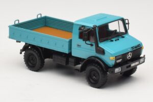 Mercedes Unimog 1300 L プラットフォームトラック ブルー Minichamps 1:43 439033020 メタル - 画像 4/6
