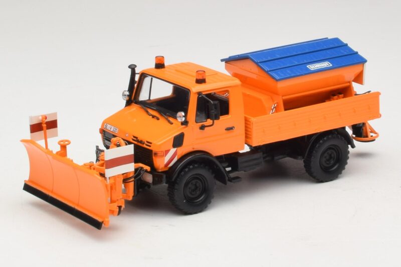 Mercedes Unimog 1300 L 除雪車 オレンジ Minichamps 1:43 439033060 メタル