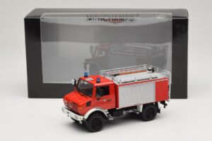 Mercedes Unimog 1300 L TLF 8/18 FF Oberammergau Minichamps 1:43 439033071 メタル - 画像 6/6