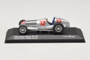 Mercedes W125 R. Caracciola German GP 1937 Minichamps 1:43 400370012 メタル