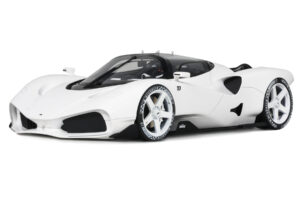 Nilu27 Nilu Super White GT Spirit 1:18 GT578 レジン
