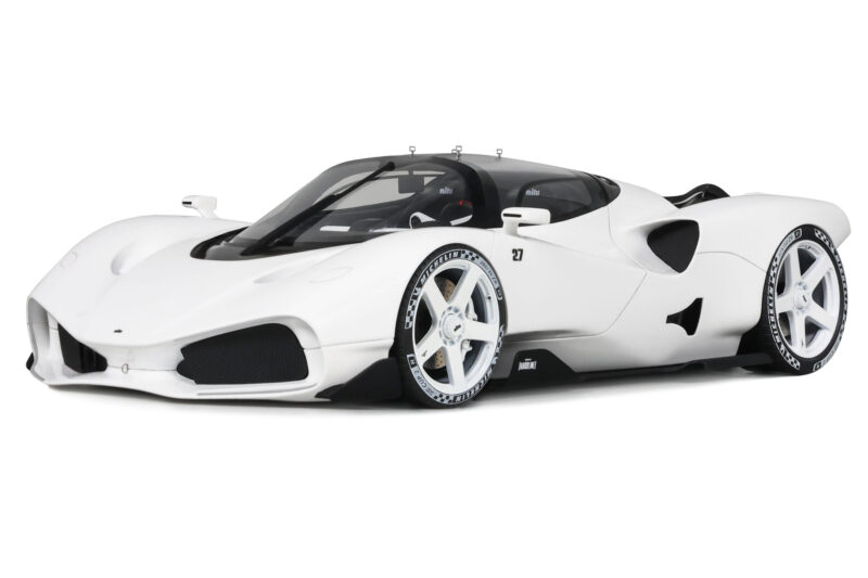 Nilu27 Nilu Super White GT Spirit 1:18 GT578 レジン