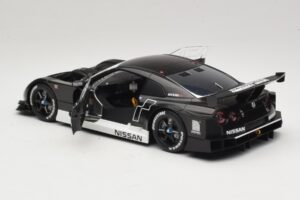 Nissan GT-R R35 Stealth Model Gran Turismo 5 AUTOart 1:18 81041 メタル - 画像 5/9