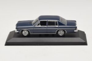 Opel Diplomat A ダークブルー Minichamps 1:43 DIPLOMAT001 メタル