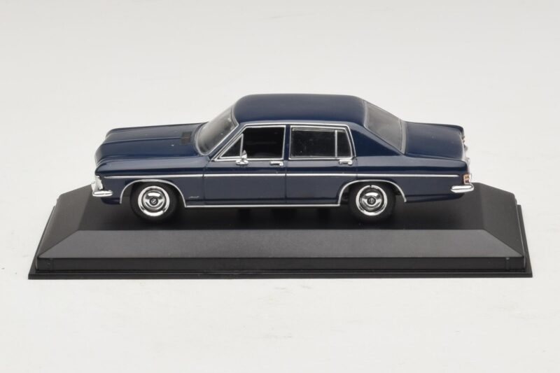 Opel Diplomat A ダークブルー Minichamps 1:43 DIPLOMAT001 メタル