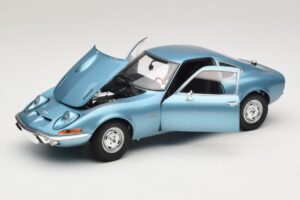 Opel GT Blue Metallic Minichamps 1:18 180049030 メタル - 画像 2/8