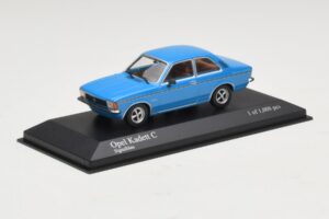 Opel Kadett C ブルー Minichamps 1:43 400048101 メタル - 画像 2/4