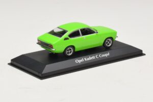 Opel Kadett C Coupe グリーン Maxichamps 1:43 940045621 メタル - 画像 2/4
