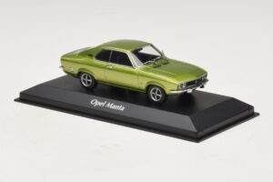 Opel Manta A グリーンメタリック Maxichamps 1:43 940045501 メタル - 画像 3/4