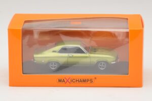 Opel Manta A グリーンメタリック Maxichamps 1:43 940045501 メタル - 画像 4/4