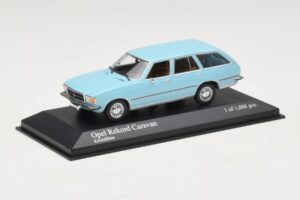 Opel Rekord D Caravan ライトブルー Minichamps 1:43 400044014 メタル - 画像 2/4