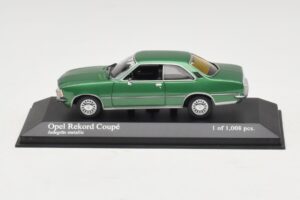 Opel Rekord D クーペ グリーンメタリック Minichamps 1:43 400044022 メタル