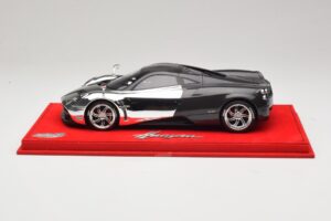 Pagani Huayra Chrome Silver ワンオフ BBR 1:18 P1873CM レジン - 画像 3/7