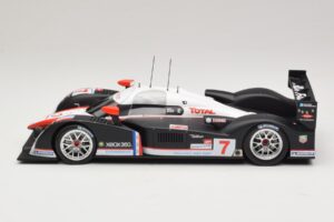 Peugeot 908 HDi FAP LMP1 #7 M. Gene / N. Minassian / J. Villeneuve 24 Hours of Le Mans 2007 Minichamps 1:18 150071207 メタル - 画像 3/6