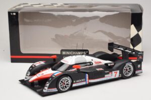 Peugeot 908 HDi FAP LMP1 #7 M. Gene / N. Minassian / J. Villeneuve 24 Hours of Le Mans 2007 Minichamps 1:18 150071207 メタル - 画像 6/6