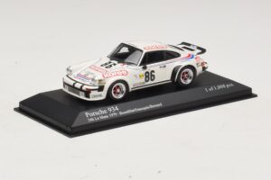 Porsche 911 934 #86 Bourdillat / Ennequin 24 Hours of Le Mans 1979 Minichamps 1:43 400796486 メタル - 画像 2/4