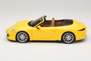 Porsche 911 991 Carrera S カブリオレ イエロー Minichamps 1:18 100061031 メタル - 画像 4/8