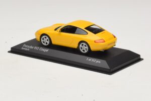 Porsche 911 991 Carrera イエロー Minichamps 1:43 410060221 メタル - 画像 3/4