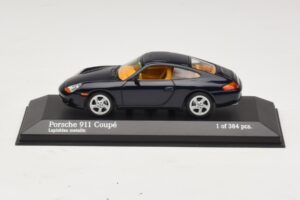 Porsche 911 991 Turbo S ブルーメタリック Minichamps 1:43 410062220 メタル