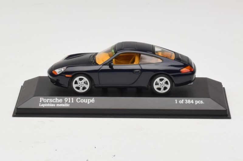 Porsche 911 991 Turbo S ブルーメタリック Minichamps 1:43 410062220 メタル
