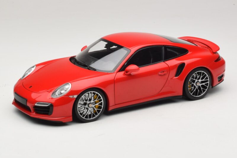 Porsche 911 991 Turbo S レッド Minichamps 1:18 110062320 メタル