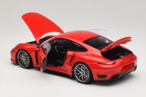 Porsche 911 991 Turbo S レッド Minichamps 1:18 110062320 メタル - 画像 5/8
