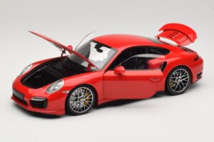 Porsche 911 991 Turbo S レッド Minichamps 1:18 110062320 メタル - 画像 3/8