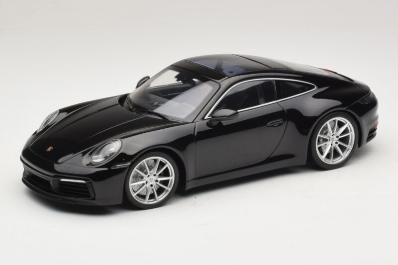 Porsche 911 992 Carrera 4S ブラック Minichamps 1:18 WAP0211120R992 メタル