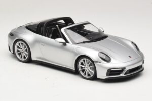 Porsche 911 992 Targa 4 GTS シルバー Minichamps 1:18 WAP0211460RTRG メタル - 画像 4/6