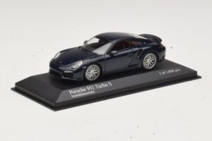 Porsche 911 996 ブルーメタリック Minichamps 1:43 400061180 メタル - 画像 2/4