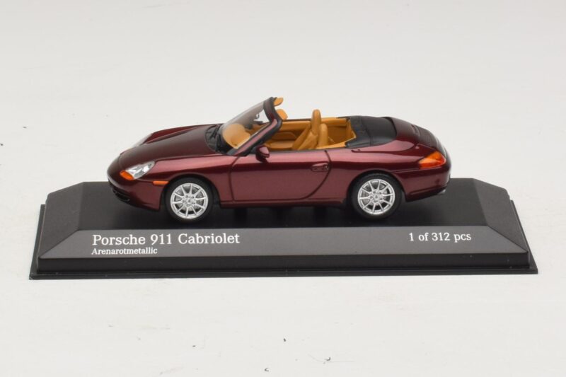 Porsche 911 996 カブリオレ レッドメタリック Minichamps 1:43 400061092 メタル