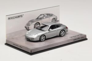 Porsche 911 996 Carrera 40周年記念 シルバー Minichamps 1:43 436061070 メタル - 画像 2/5