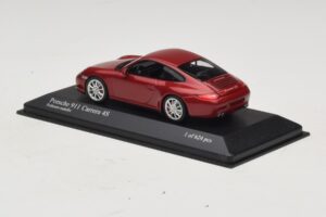 Porsche 911 997 Carrera 4S Red Metallic Minichamps 1:43 400066422 メタル - 画像 3/4