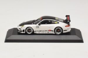 Porsche 911 997 GT3 RSR #9 Presentation 2009 Minichamps 1:43 400096909 メタル