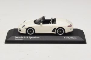 Porsche 911 997 Speedster ホワイト Minichamps 1:43 400069531 メタル