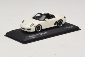 Porsche 911 997 Speedster ホワイト Minichamps 1:43 400069531 メタル - 画像 2/4