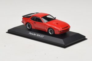 Porsche 924 GT レッド Maxichamps 1:43 940066120 メタル - 画像 3/4
