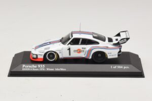 Porsche 935 Martini Racing #1 R. Stommelen / M. Schurti Winner Dijon 6 Hours 1976 Minichamps 1:43 400766311 メタル