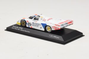 Porsche 956L #19 T. Boutsen / D. Theys 24 Hours of Le Mans 1986 Minichamps 1:43 430866519 メタル - 画像 3/4
