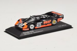 Porsche 956L #26 T-Bird Swap Shop P. Henn / J. Rondeau 24 Hours of Le Mans 1984 Minichamps 1:43 430846526 メタル - 画像 2/4