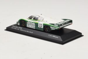 Porsche 956L #33 D. Hobbs / P. Streiff 24 Hours of Le Mans 1984 Minichamps 1:43 430846533 メタル - 画像 3/4