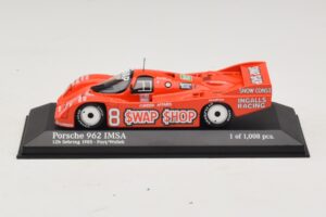 Porsche 962 IMSA #8 A.J. Foyt / B. Wollek 12 Hours of Sebring 1985 Minichamps 1:43 400856508 メタル