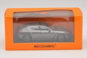 Porsche Panamera 970 Turbo グレーメタリック Maxichamps 1:43 940062371 メタル - 画像 4/4