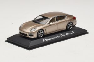 Porsche Panamera 970 Turbo S ブロンズメタリック Minichamps 1:43 WAP0200600E メタル - 画像 2/4