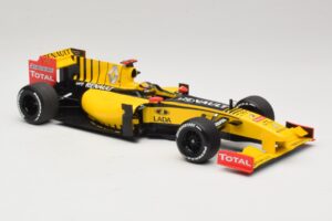 Renault R30 Showcar #11 R. Kubica F1 2010 Minichamps 1:18 150100081 メタル - 画像 4/6