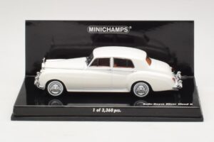 Rolls-Royce Silver Cloud II ホワイト Minichamps 1:43 436134900 メタル
