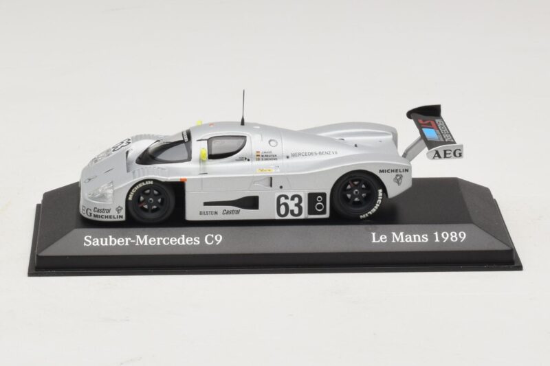 Sauber Mercedes C9 #63 J. Mass / M. Reuter / S. Dickens Winners 24 Hours of Le Mans 1989 Minichamps 1:43 B66041033 メタル