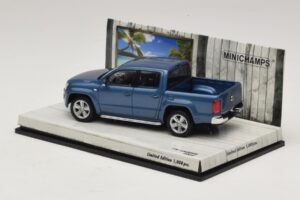 Volkswagen Amarok ブルーメタリック Minichamps 1:43 436058362 メタル - 画像 3/5